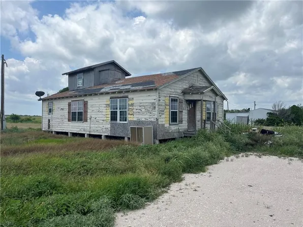 5469 Warbonnet Dr, Robstown, TX 78380