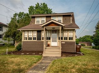 1129 Hall Ave, Sharon, PA 16146