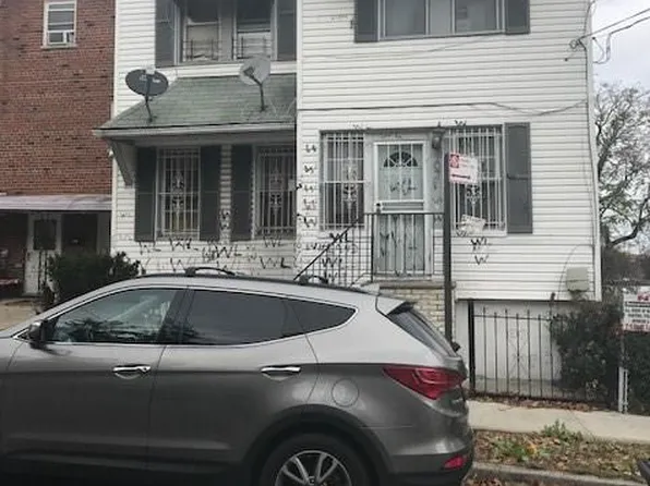 907 E 232nd St, Bronx, NY 10466