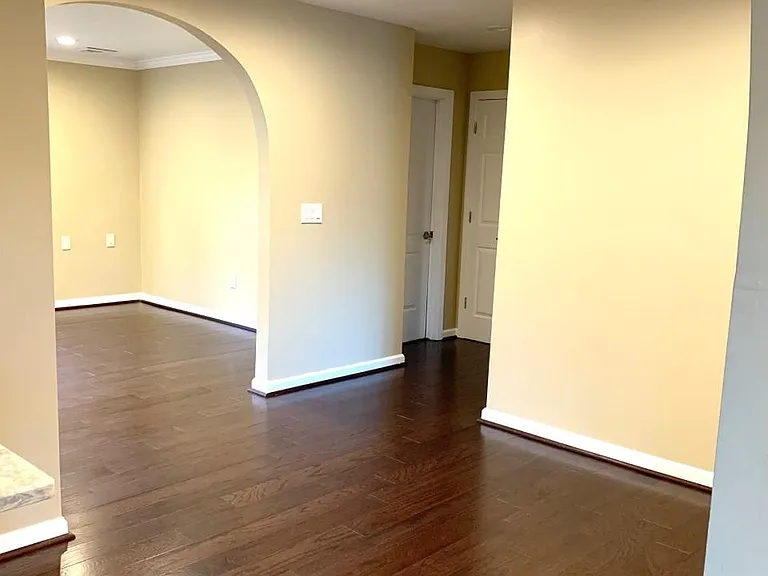 23 Ginny Ln — Photo 9