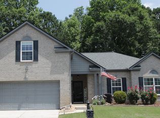 10 Rockridge Dr, Newnan, GA 30265