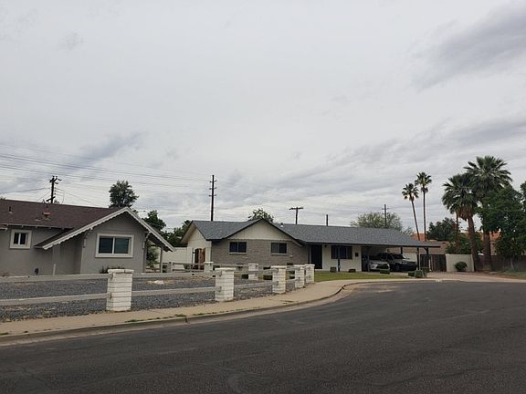 3rd image of 616 N Diane Cir