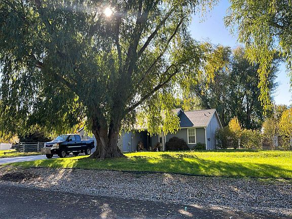 2nd image of 4829 Heath Way