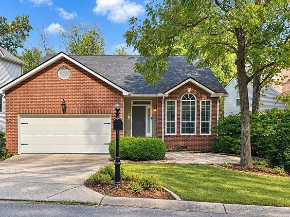 933 S Woodstone Ln, Nashville, TN 37211