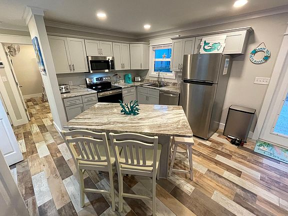 large view of kitchen