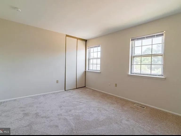 1831 Pennland Ct — Photo 23