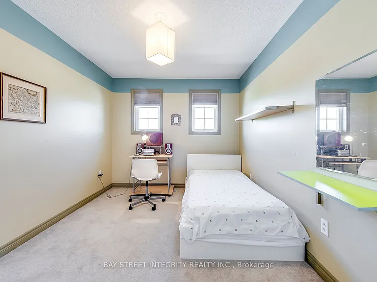 5326 Dryden Ave — Photo 24