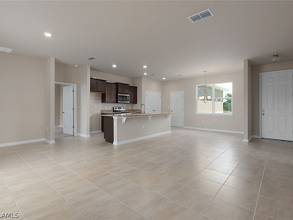 3rd image of 1524 NE 35th Terrace Cpe