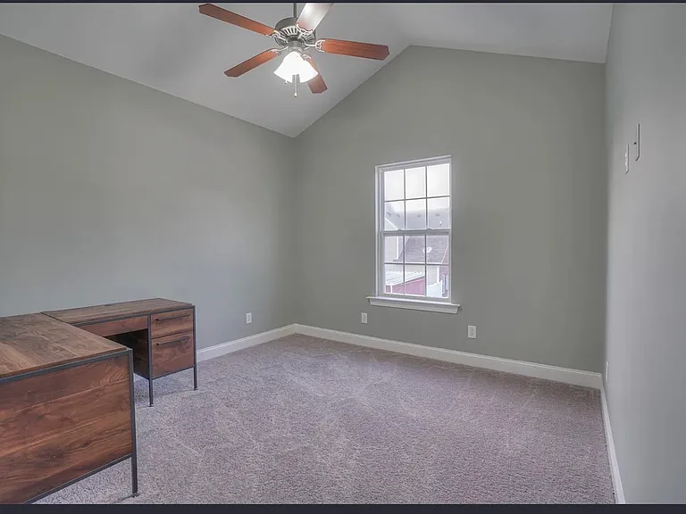 214 Rowlette Cir #214 — Photo 9