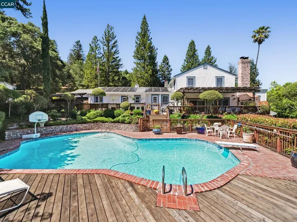 1209 Upper Happy Valley Rd, Lafayette, CA 94549