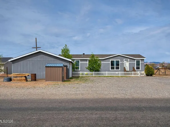 3455 Cypress St, Silver Springs, NV 89429