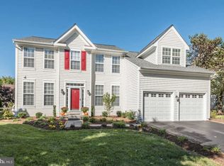 17323 Arrowood Pl, Round Hill, VA