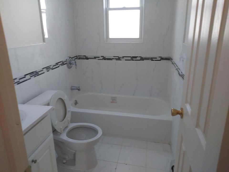2nd image of 1853 73rd St #2