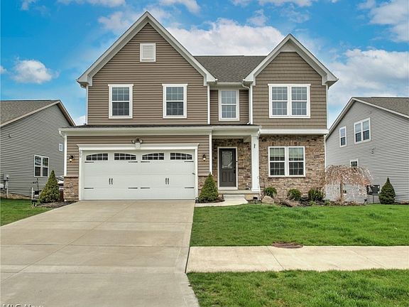 2nd image of 290 Lakeland Way