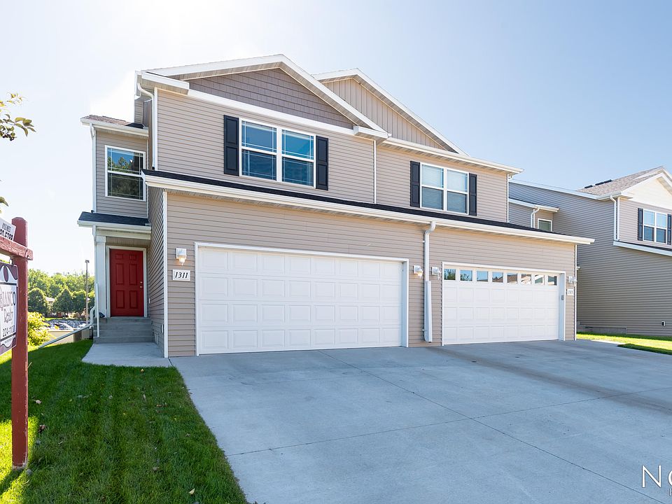 1st image of 1311 Bayview Ct