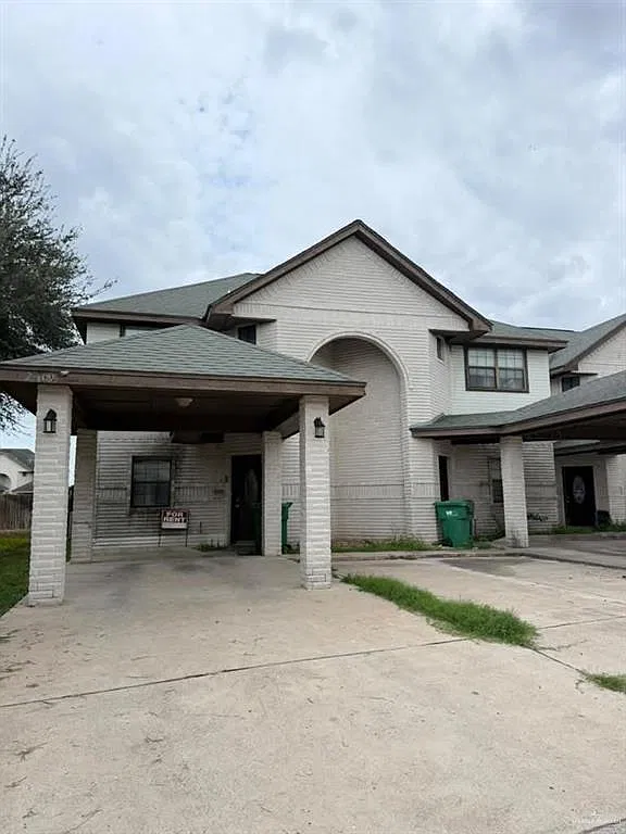 2 bed, 2.0 bath, 1258 sqft, $975 — Photo 1
