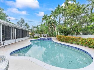 400 NW 98th Avenue, Pembroke Pines, FL 33024