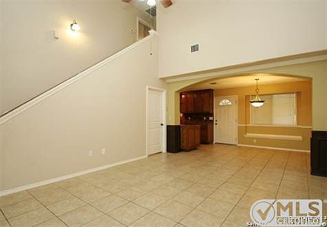 5th image of 419 Pharis St