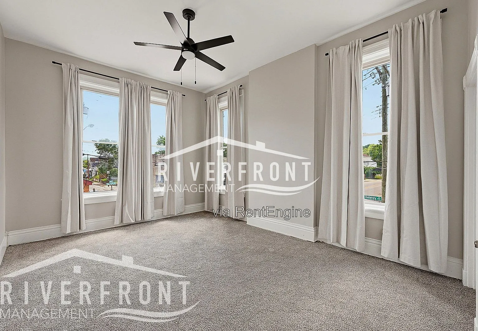 2 bed, 1.0 bath, 800 sqft, $1,295 — Photo 1