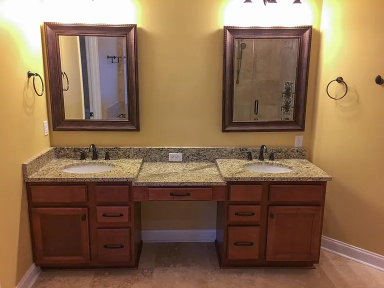 505 Capstone Dr — Photo 9