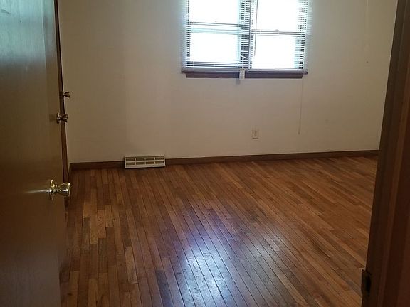 5th image of 4540-4542 13th St