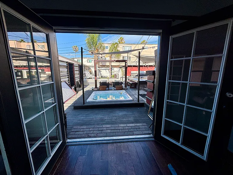 1750 Obispo Ave — Photo 18