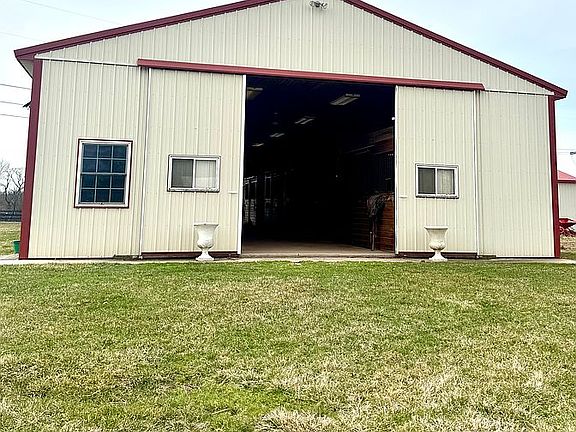 3rd image of 559 Stamets Rd