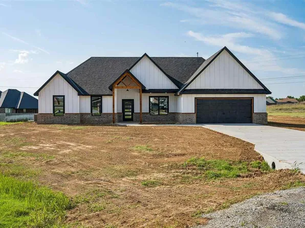 12702 Sierra Ln, Elgin, OK 73538