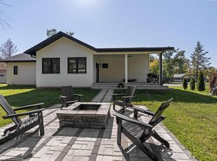 383 Oakbrook Drive, Wisconsin Dells, WI 53965