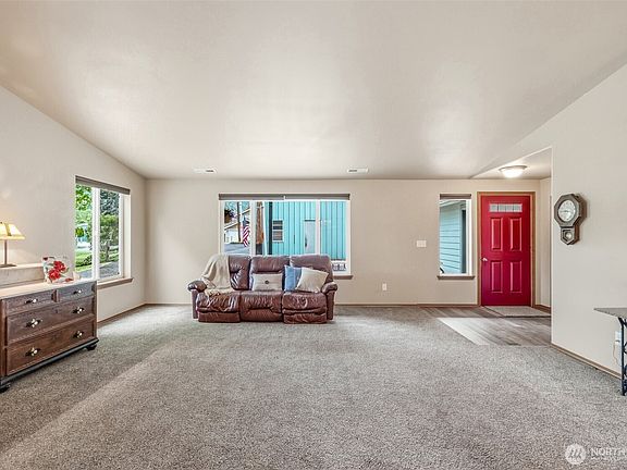 5th image of 5197 Regan Road