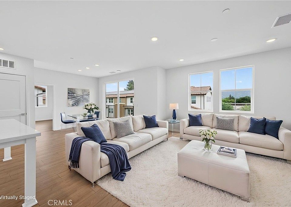 1st image of 461 Paradiso Pl