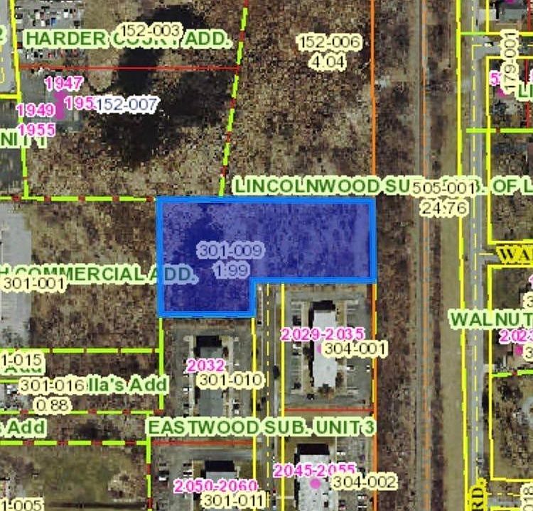2nd image of 2011 Meadow Ln