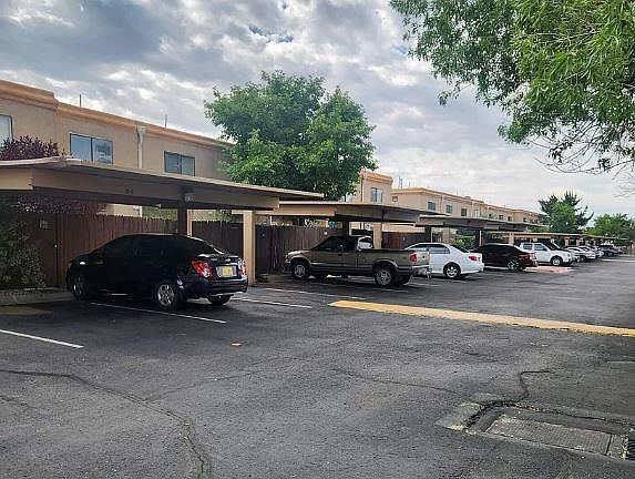 5th image of 6041 Sequoia Rd NW APT D6