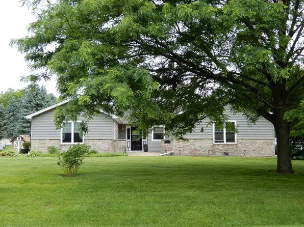392 Jean St, Gilberts, IL 60136