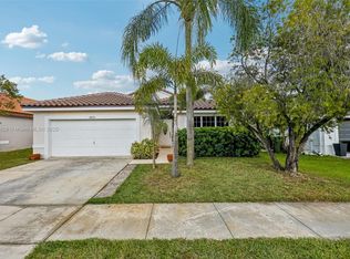 18025 SW 13th St, Pembroke Pines, FL 33029