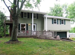 163 Ferguson Dr, Tallmadge, OH