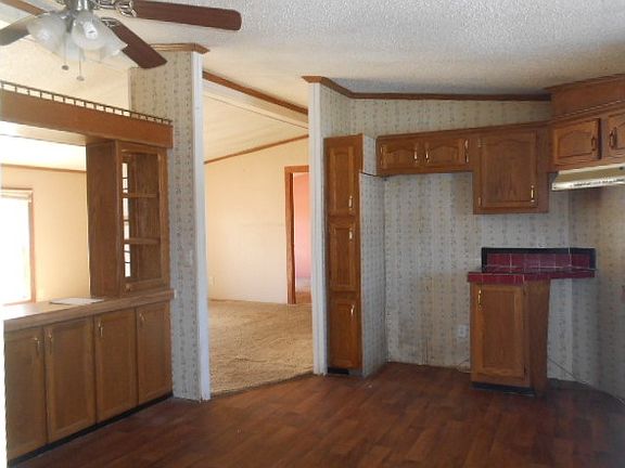 5th image of 28093 Ruskin Ave