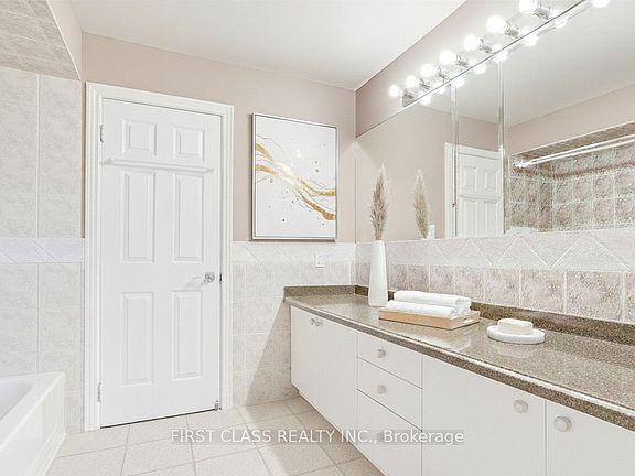 4th image of 333 Weldrick Rd E