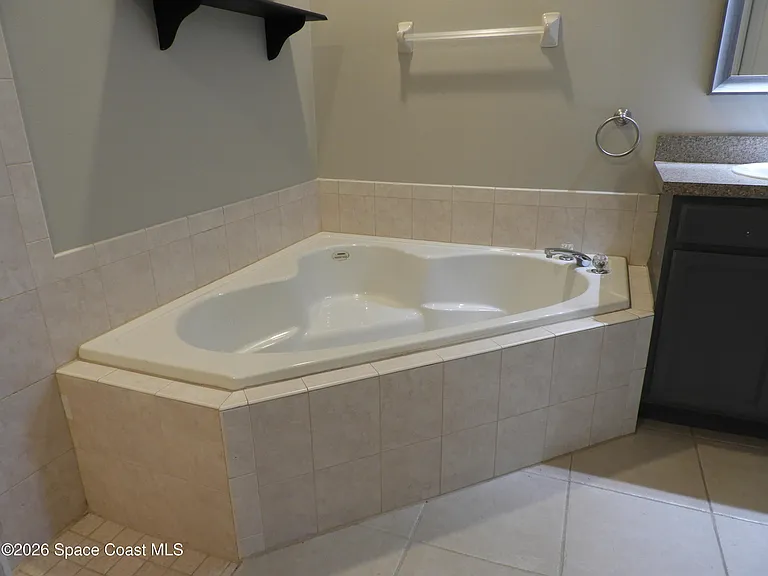 552 Wedge Ct SE — Photo 21