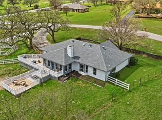 102 Dawn Cir, Weatherford, TX 76086