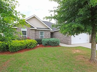 108 Amber Dr, Byron, GA 31008
