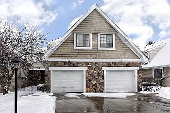 1st image of 2528 Essex Dr