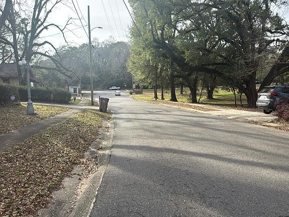 4th image of 7017 Felhorn Rd N