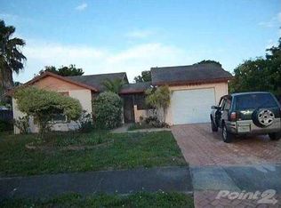 19543 NW 58th Ct, Hialeah, FL 33015