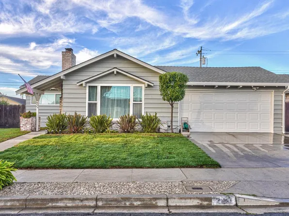 224 Larkspur Dr, Salinas, CA 93906