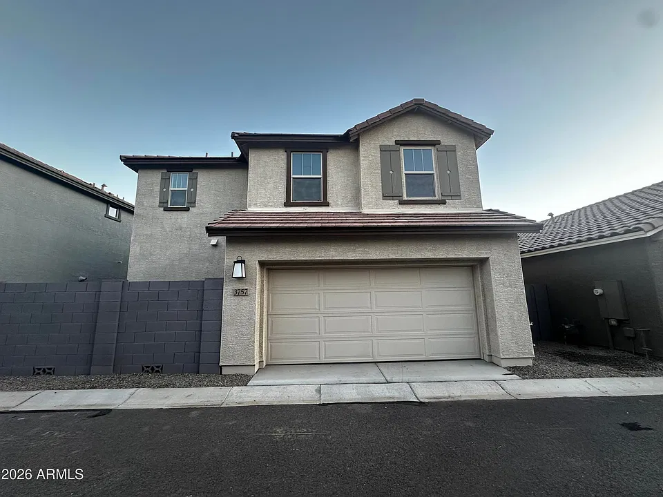 3757 N 100th Ave