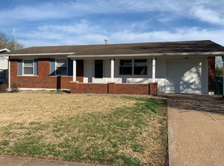 4524 Crestline Dr, Saint Louis, MO