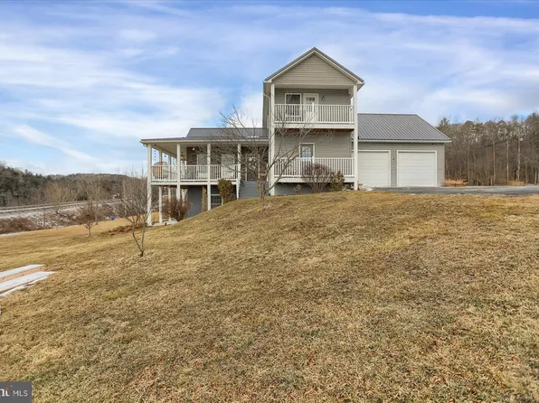 85 Bennett Dr, Williamsport, PA 17701