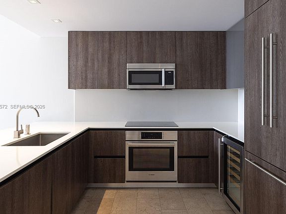 2nd image of 68 SE 6th St APT 2404