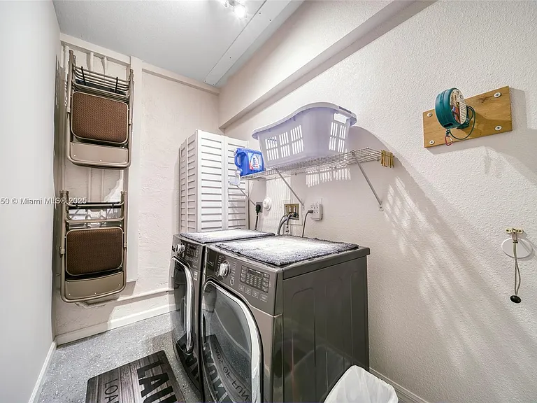 16403 SW 79th Ln — Photo 22